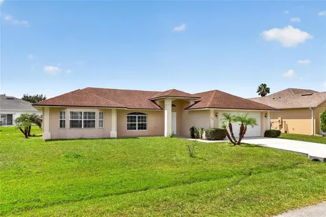 308 Clermont Drive Kissimmee FL 34759