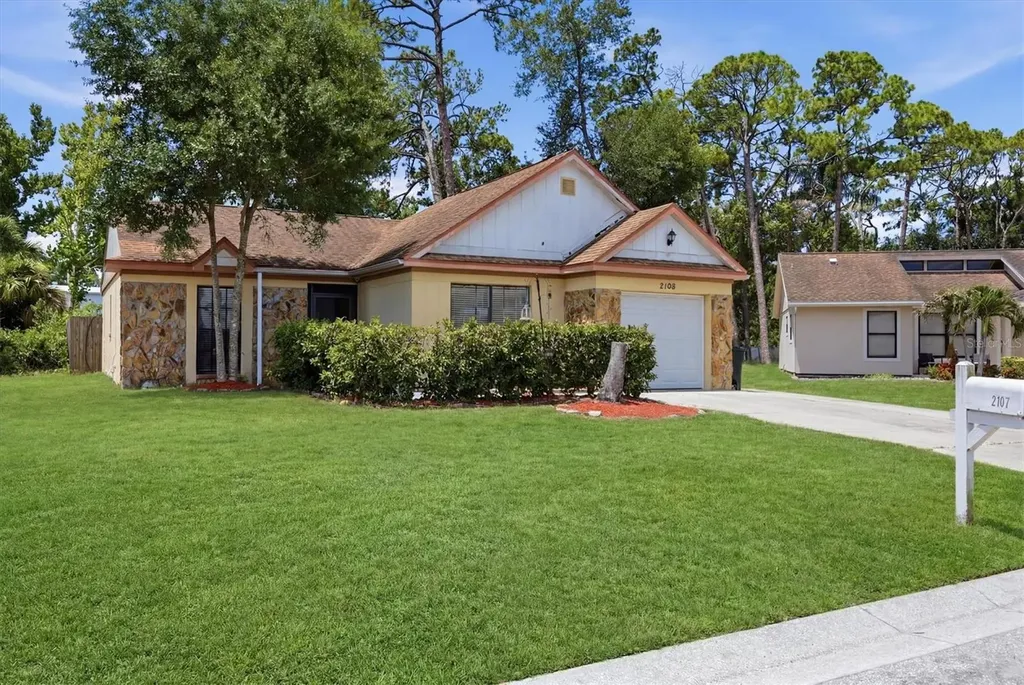 2108 E 56th Avenue Terrace Bradenton FL 34203