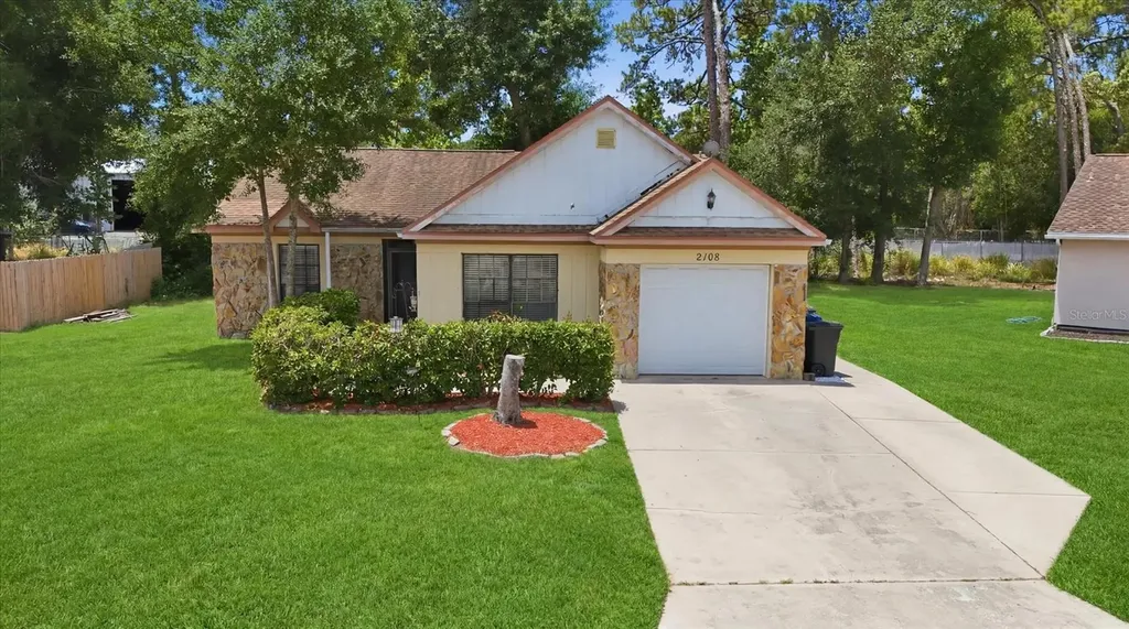 2108 E 56th Avenue Terrace Bradenton FL 34203