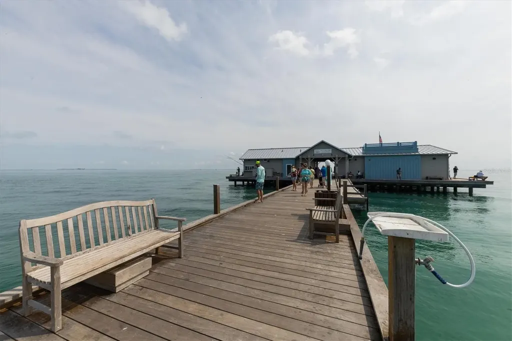 2108 E 56th Avenue Terrace Bradenton FL 34203