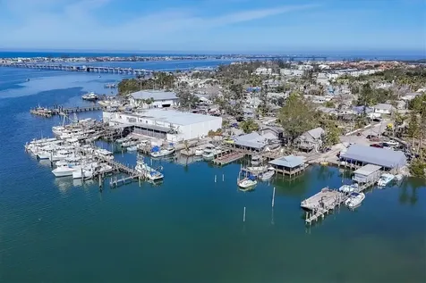 2108 E 56th Avenue Terrace Bradenton FL 34203