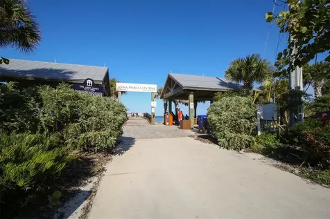 2108 E 56th Avenue Terrace Bradenton FL 34203