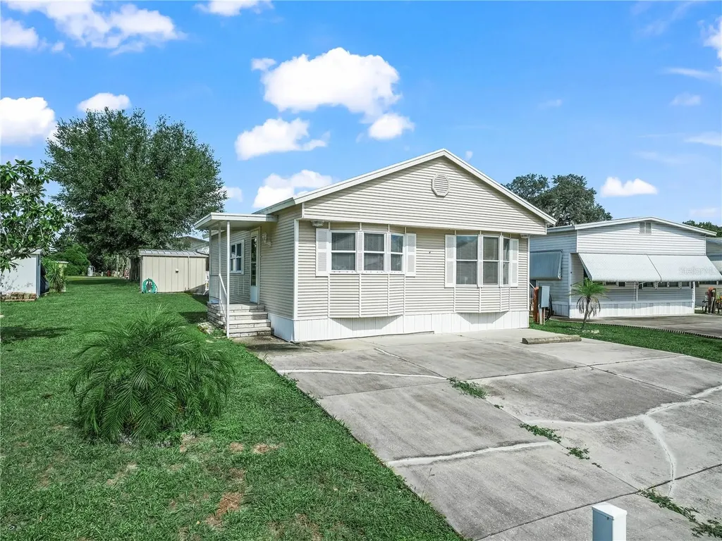 108 Silversides Street Lake Wales FL 33898