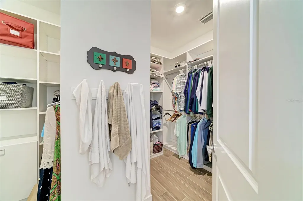 16341 Hidden Oak Loop Lakewood Ranch FL 34211