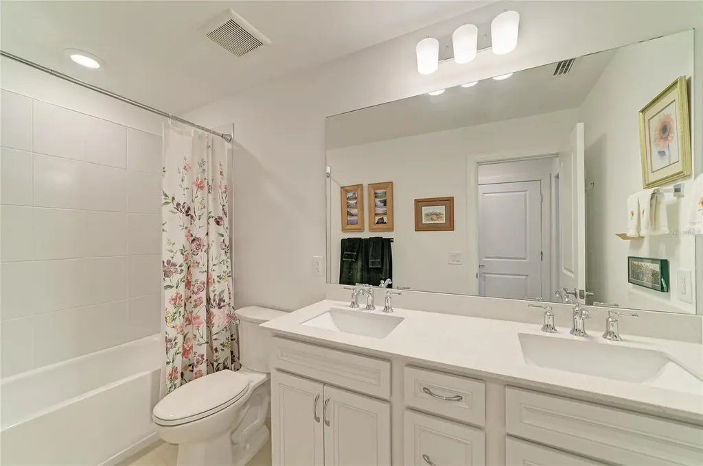 16341 Hidden Oak Loop Lakewood Ranch FL 34211