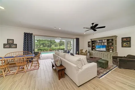 16341 Hidden Oak Loop Lakewood Ranch FL 34211