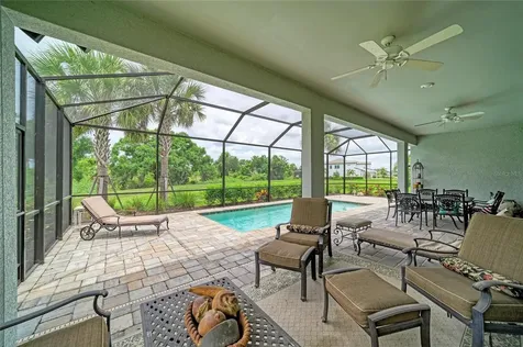 16341 Hidden Oak Loop Lakewood Ranch FL 34211