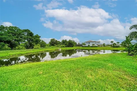 16341 Hidden Oak Loop Lakewood Ranch FL 34211