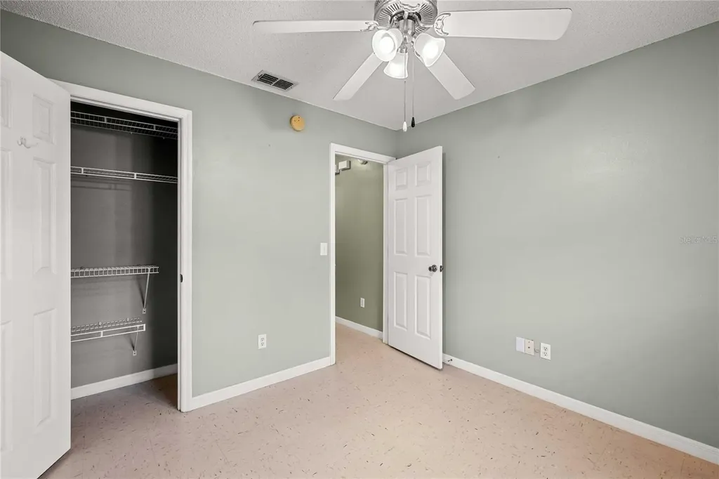 5435 Tangerine Drive Zephyrhills FL 33542