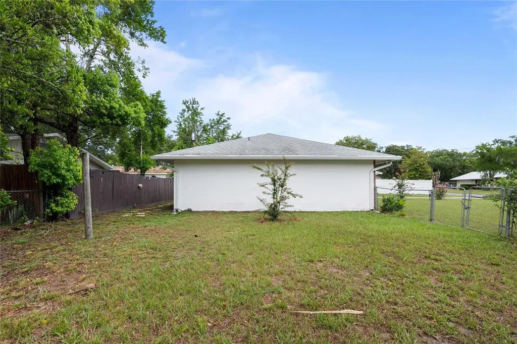 5435 Tangerine Drive Zephyrhills FL 33542