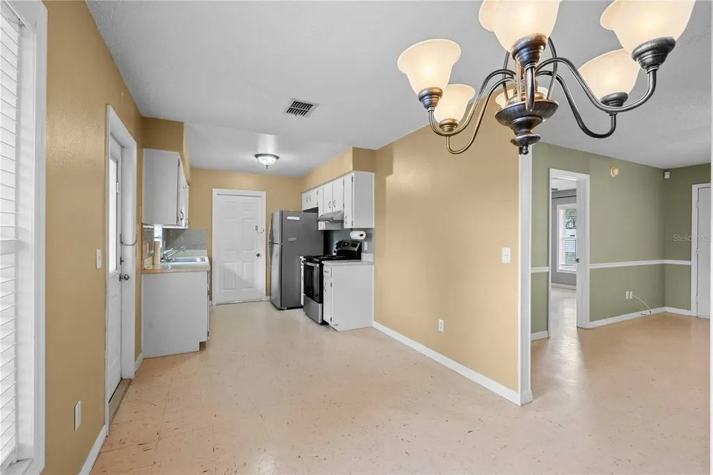5435 Tangerine Drive Zephyrhills FL 33542
