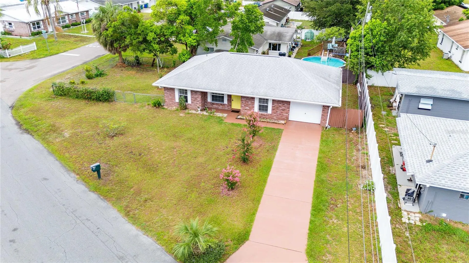 5435 Tangerine Drive Zephyrhills FL 33542