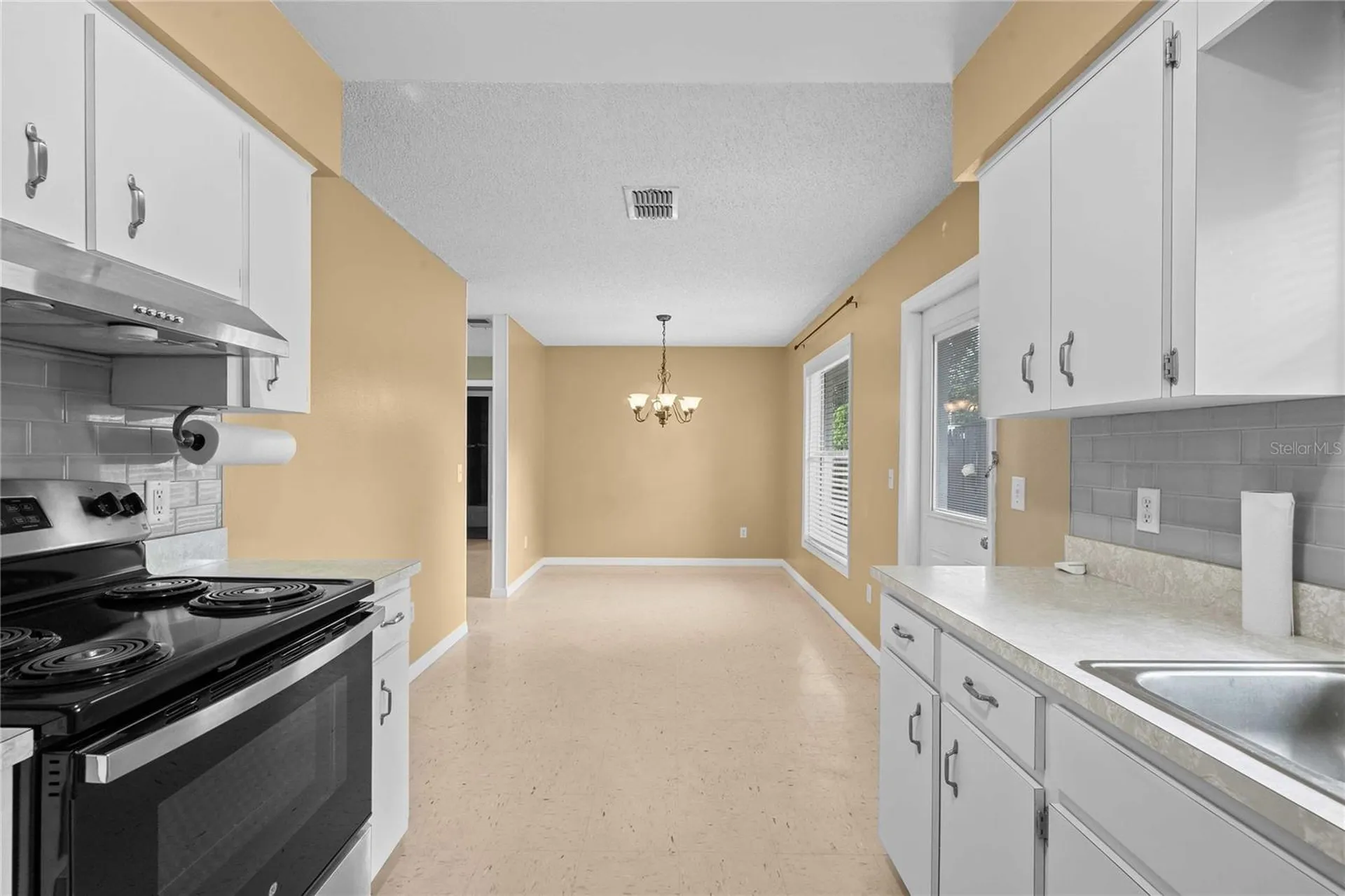5435 Tangerine Drive Zephyrhills FL 33542