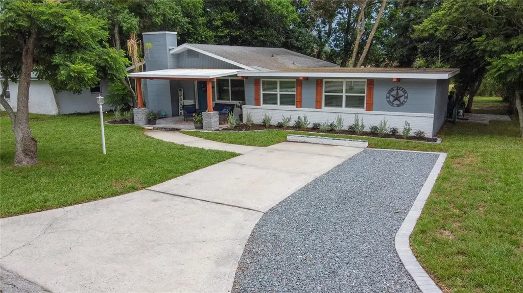 1022 S Tower Lane Lake Wales FL 33853