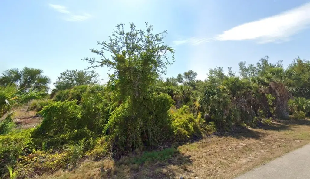 9533 President Circle Port Charlotte FL 33981