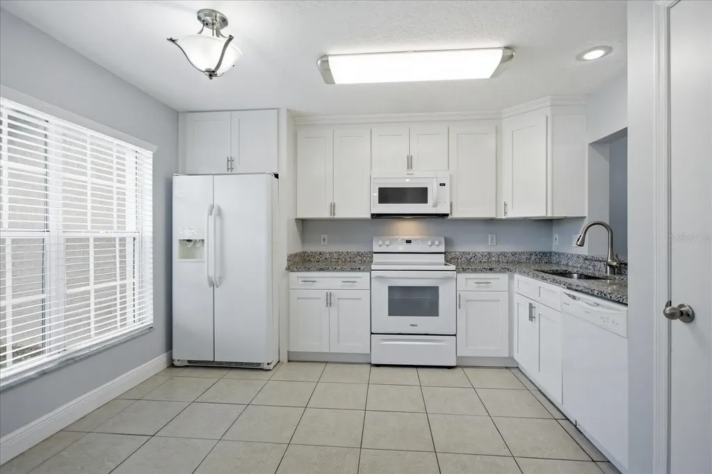 2321 Water View Loop Kissimmee FL 34743
