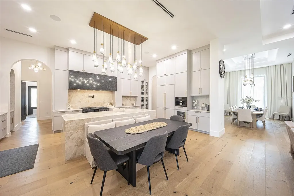 9240 Falcon Court Venice FL 34293