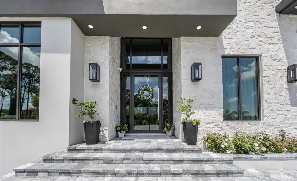 9240 Falcon Court Venice FL 34293