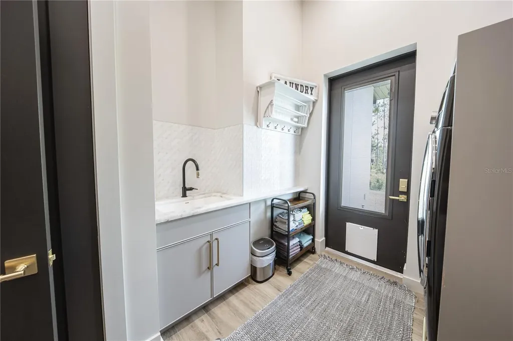 9240 Falcon Court Venice FL 34293