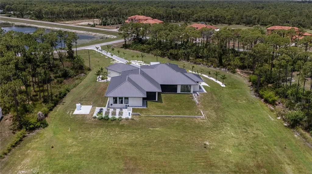 9240 Falcon Court Venice FL 34293