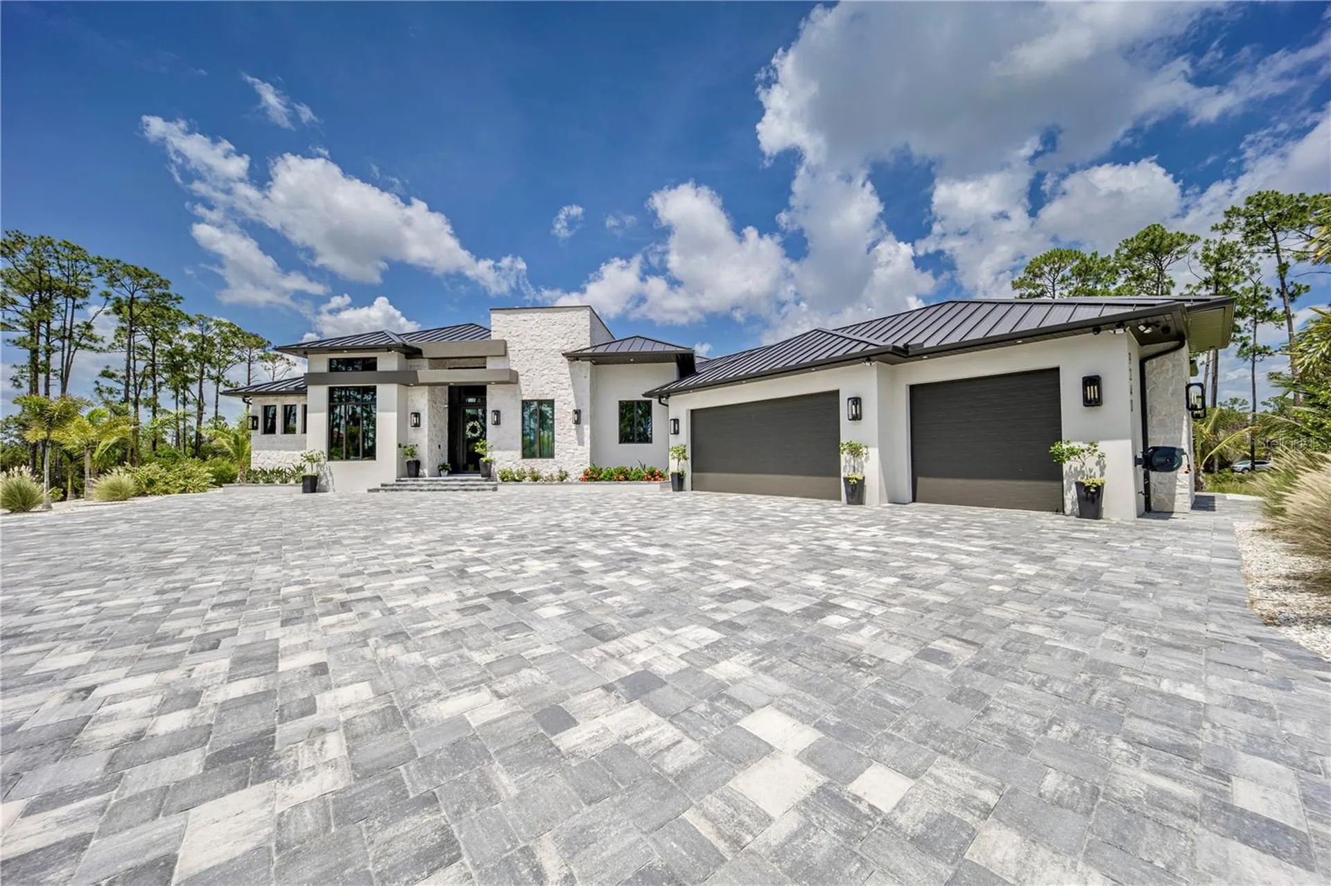 9240 Falcon Court Venice FL 34293