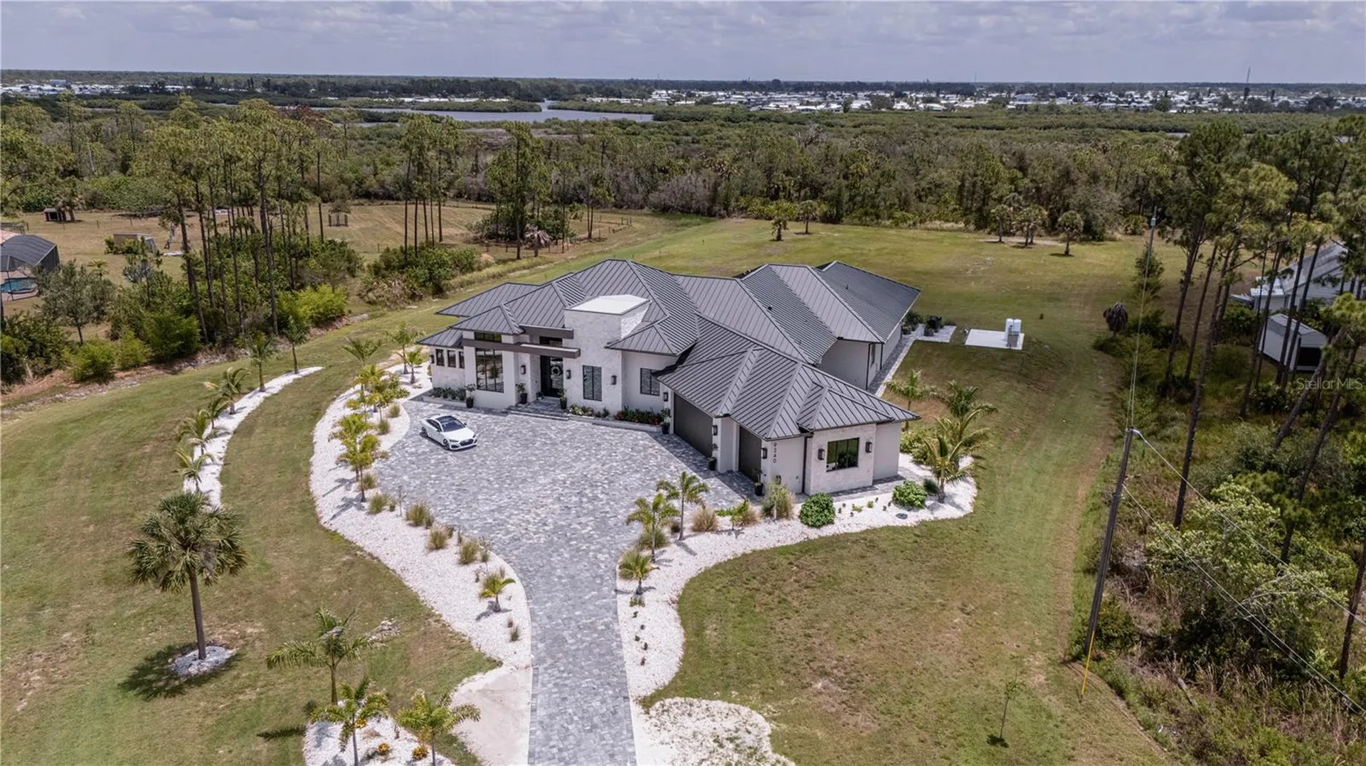 9240 Falcon Court Venice FL 34293