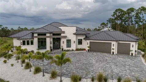 9240 Falcon Court Venice FL 34293
