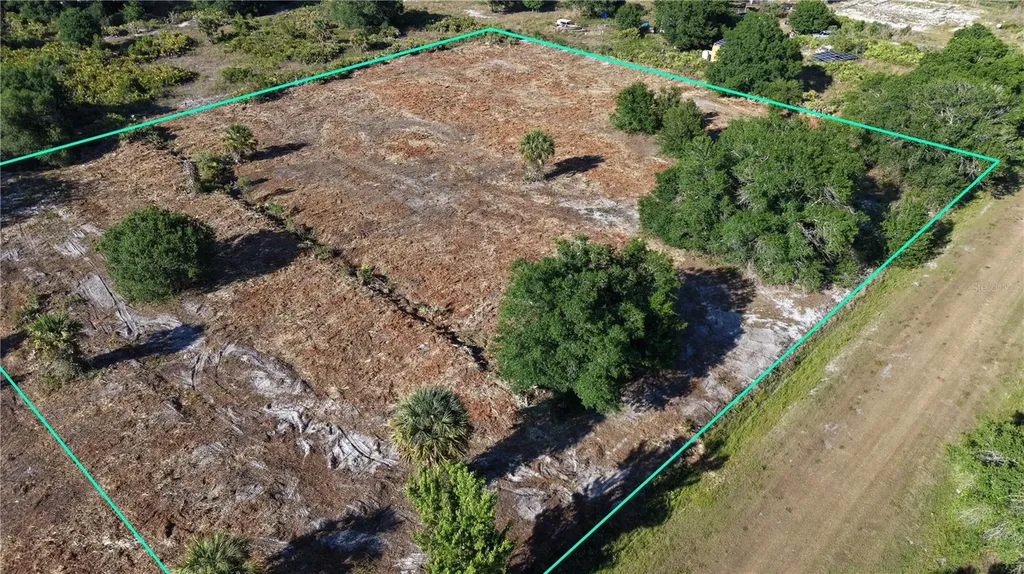 17017 NW 262nd Street Okeechobee FL 34972