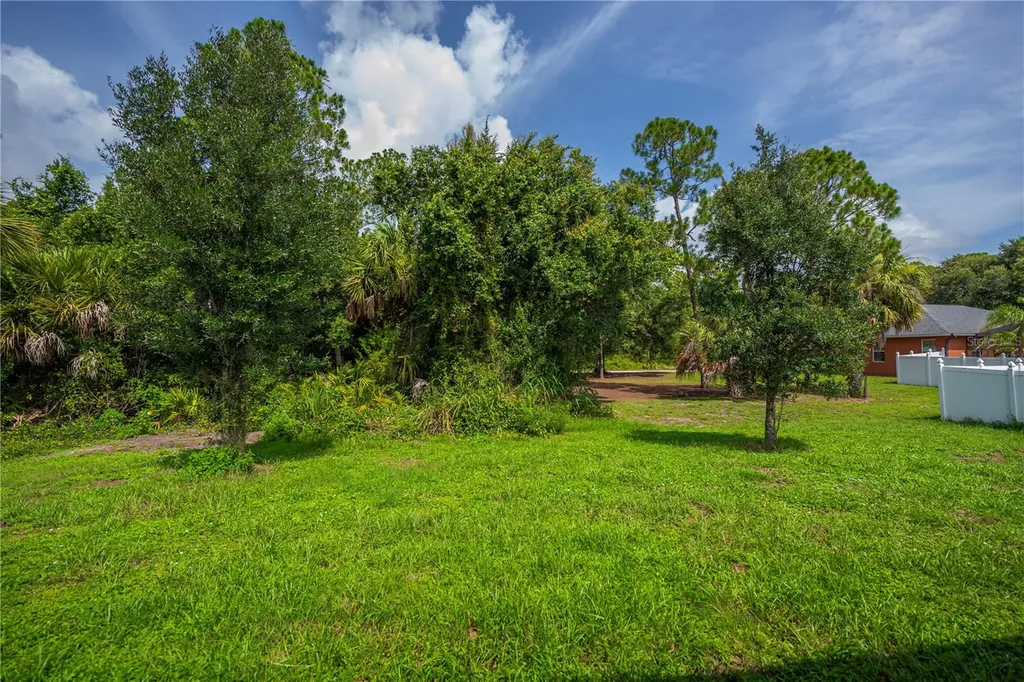 2555 Atwater Drive North Port FL 34288