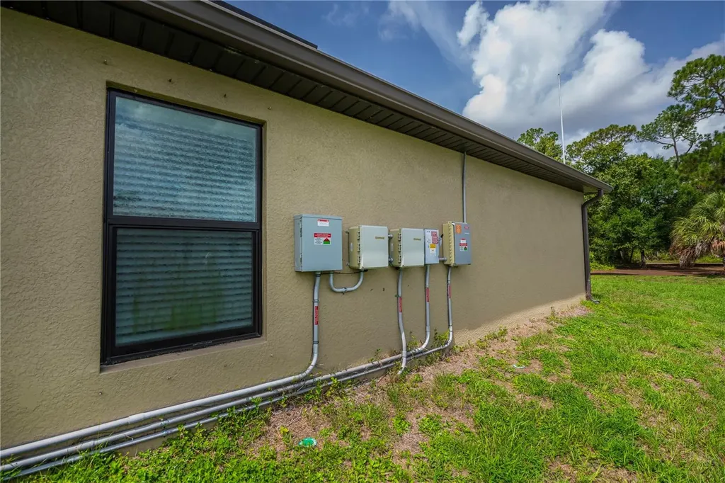 2555 Atwater Drive North Port FL 34288