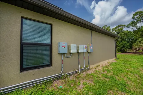 2555 Atwater Drive North Port FL 34288