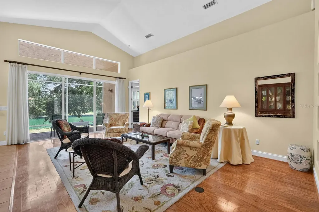 10 Lakeside Way Palm Coast FL 32137