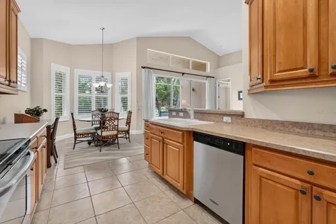 10 Lakeside Way Palm Coast FL 32137