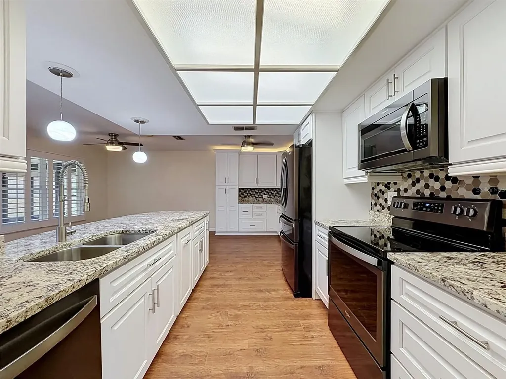 3068 E Dorchester Drive Palm Harbor FL 34684