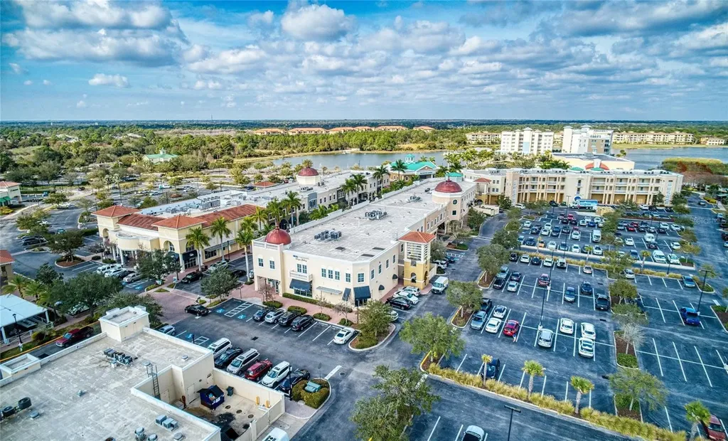 8143 Miramar Way Lakewood Ranch FL 34202