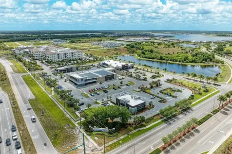 8143 Miramar Way Lakewood Ranch FL 34202