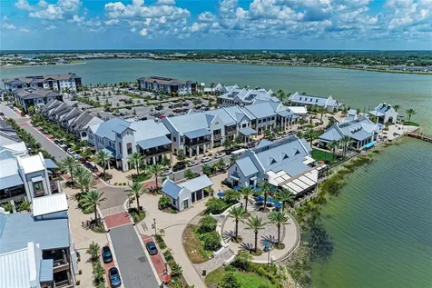 8143 Miramar Way Lakewood Ranch FL 34202