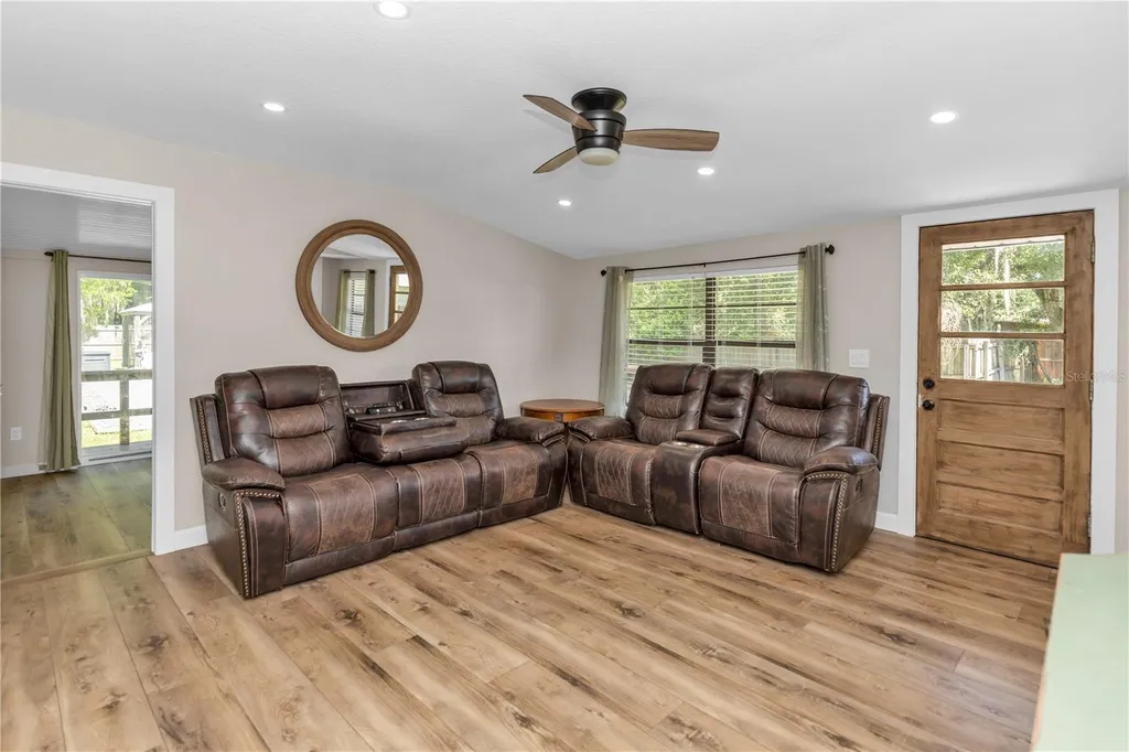 162 W Park Street Lake Helen FL 32744