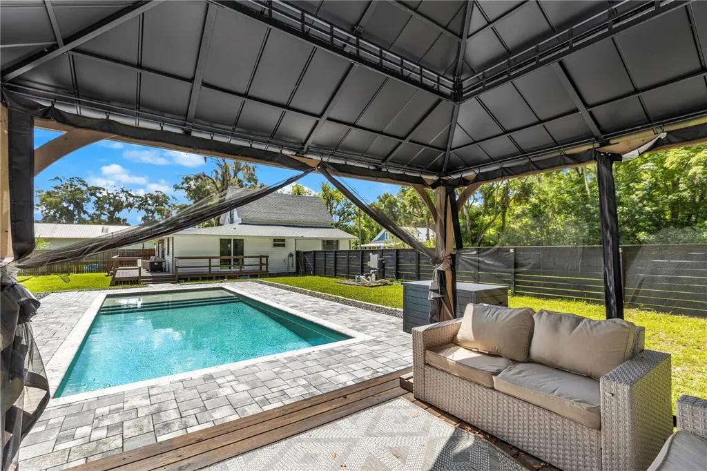 162 W Park Street Lake Helen FL 32744