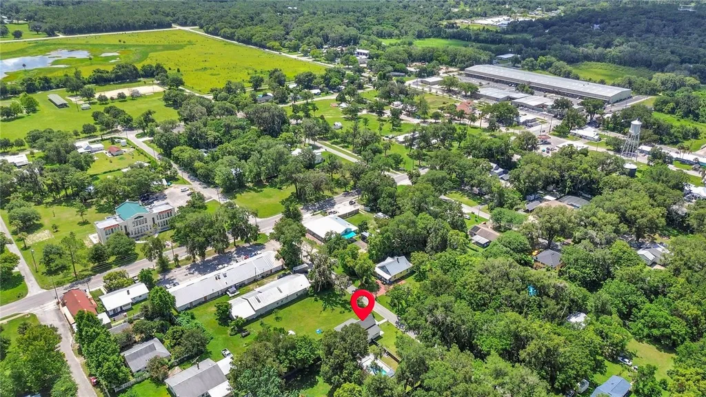 162 W Park Street Lake Helen FL 32744