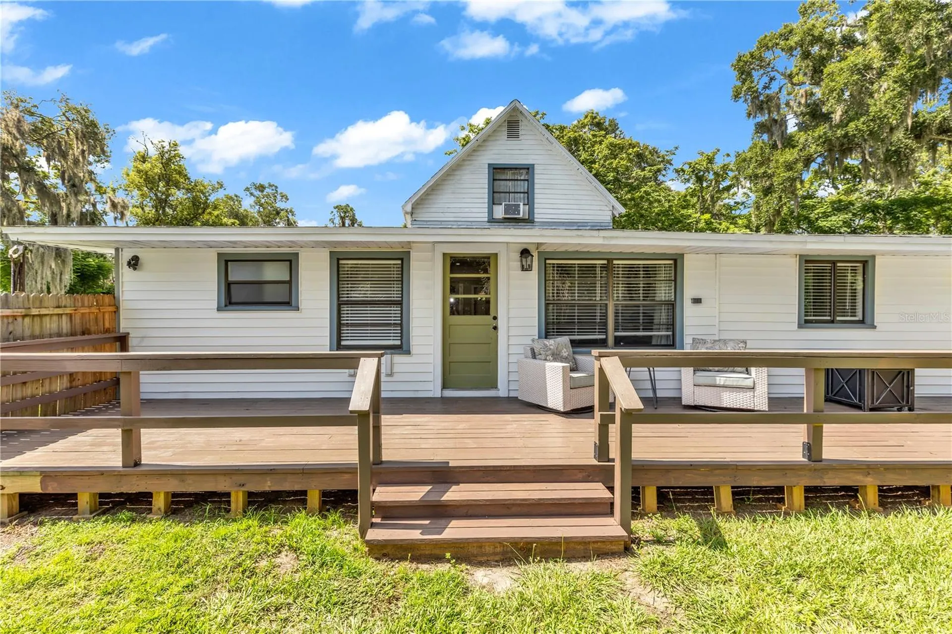 162 W Park Street Lake Helen FL 32744