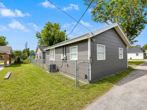 113 Avenue C SE Winter Haven FL 33880