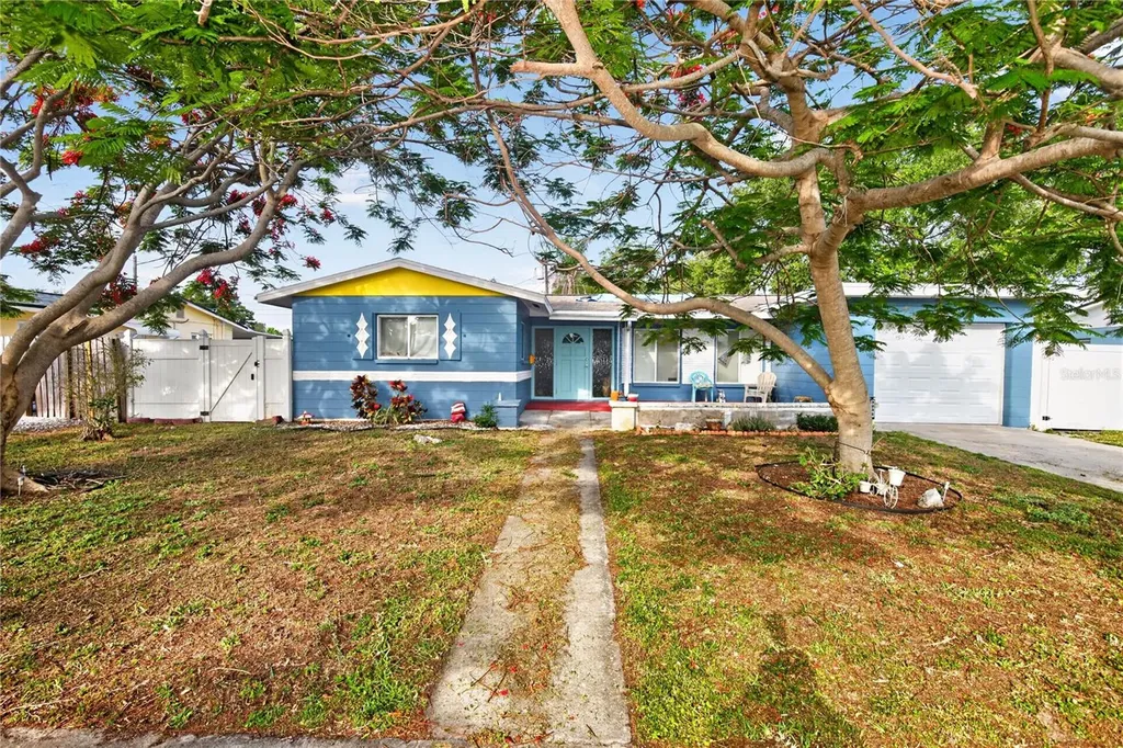 3232 59th Way N St Petersburg FL 33710