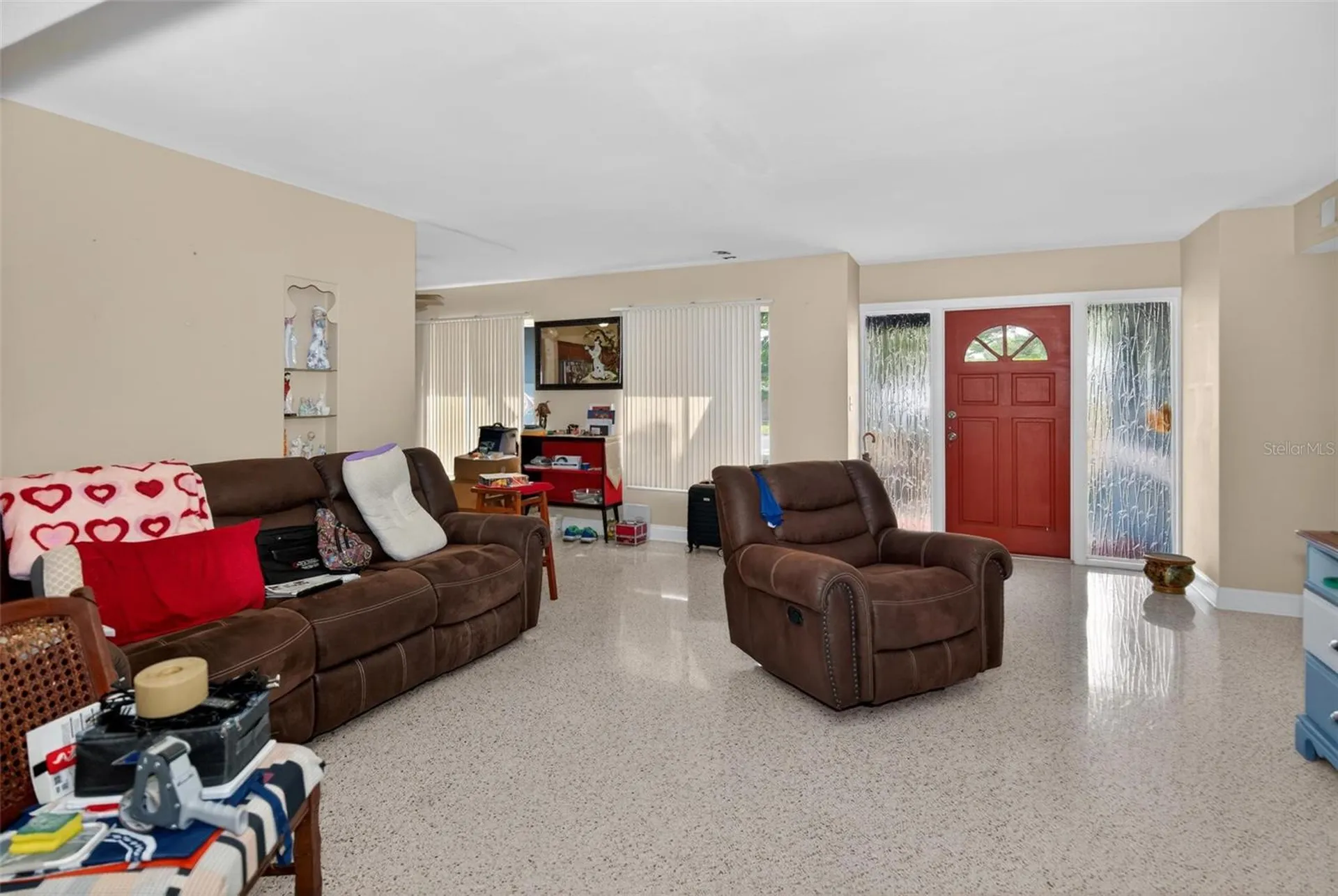 3232 59th Way N St Petersburg FL 33710