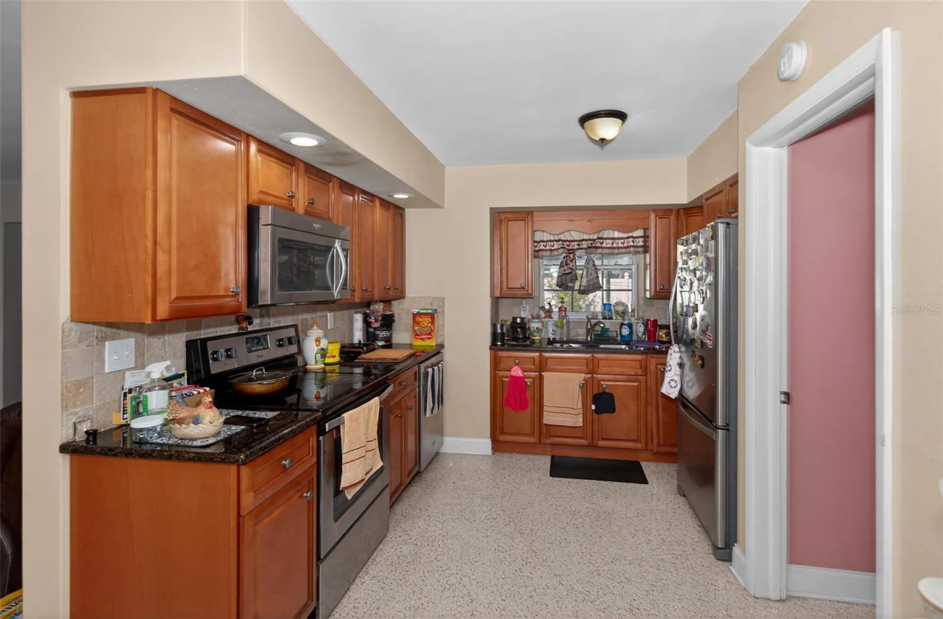 3232 59th Way N St Petersburg FL 33710