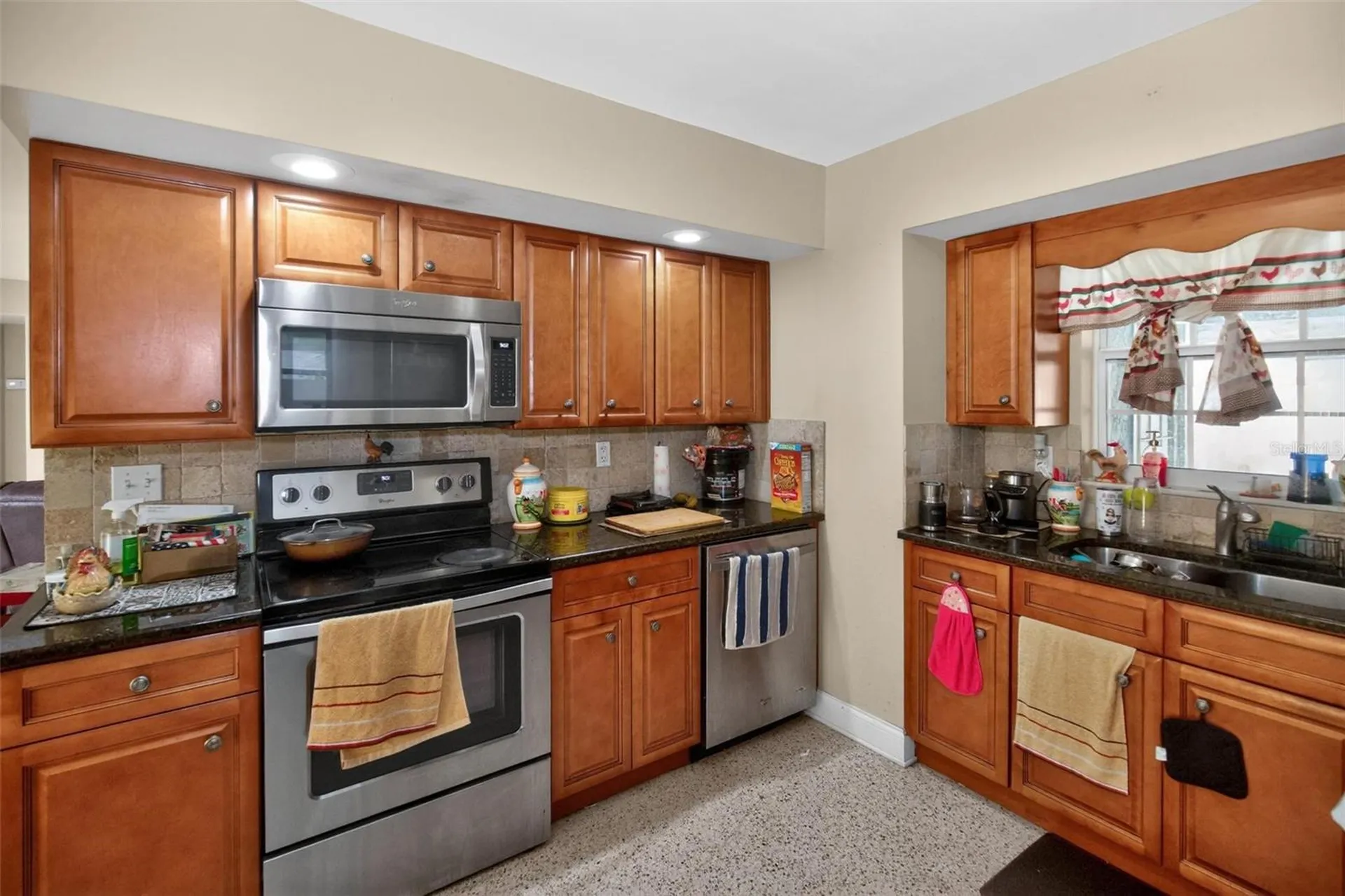 3232 59th Way N St Petersburg FL 33710