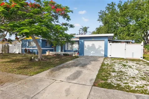 3232 59th Way N St Petersburg FL 33710