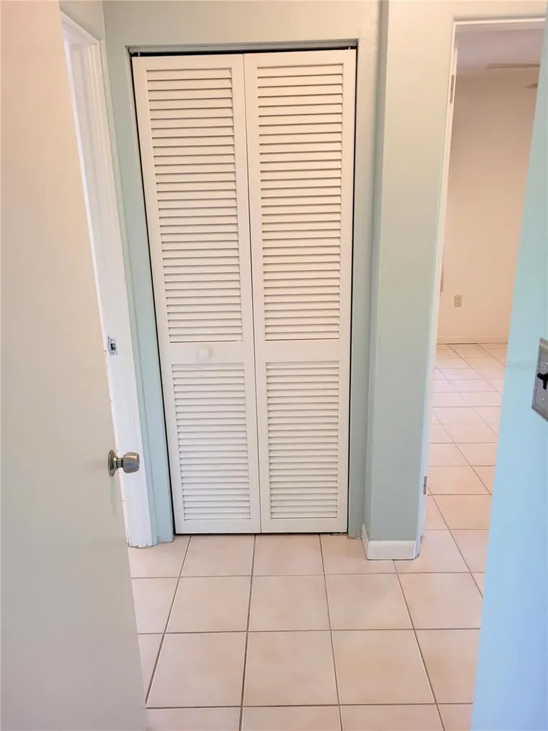 2230 Bougainvillea Street Sarasota FL 34239