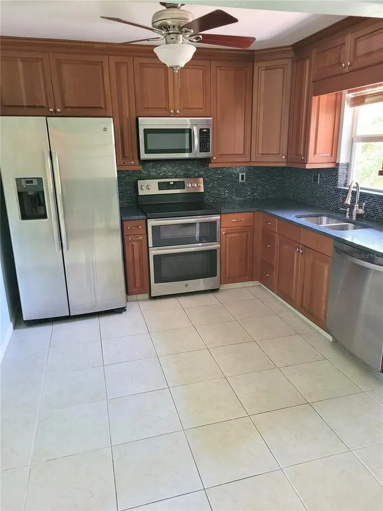 2230 Bougainvillea Street Sarasota FL 34239