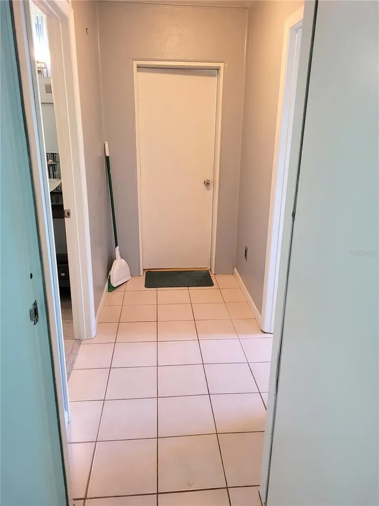 2230 Bougainvillea Street Sarasota FL 34239